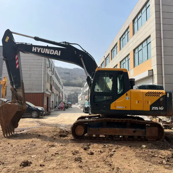 Used 2021 Hyundai 215VS 21-Ton Compact Excavator – Original Paint with Low 4300 Hours